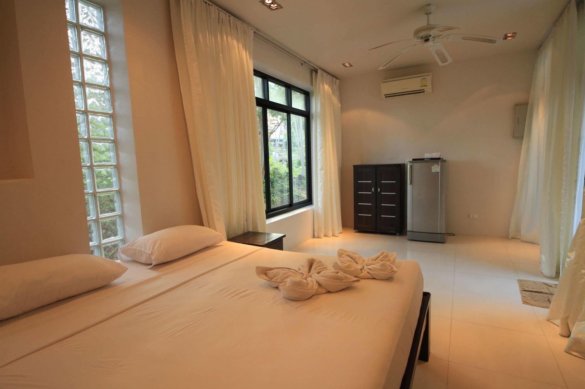 Superpro Samui Hotell Chaweng Beach Exteriör bild